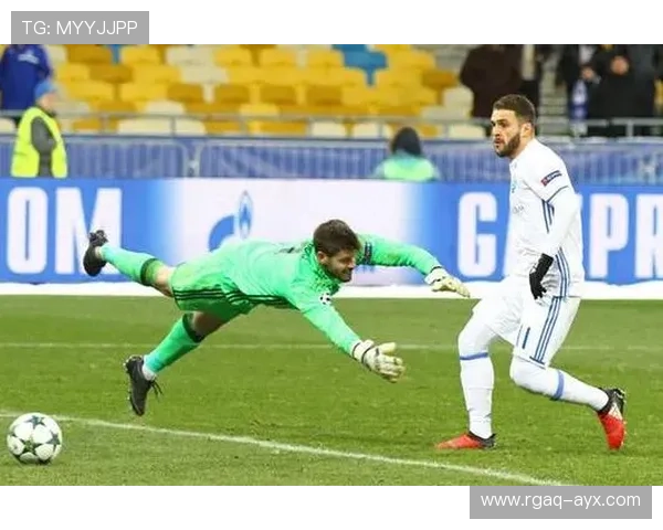 纽卡斯尔联队战术革新引关注，新赛季表现令人期待